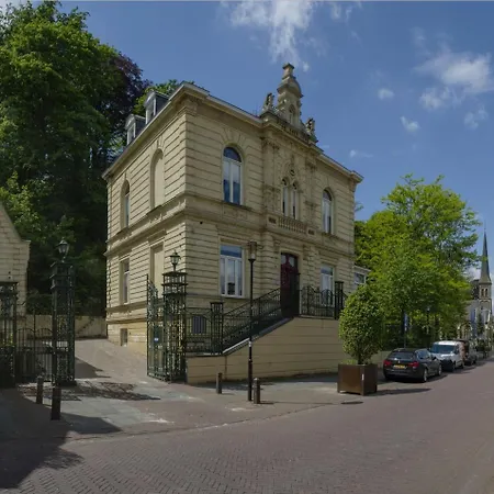 Valkenburg 3* 팔켄뷔르흐안더횔