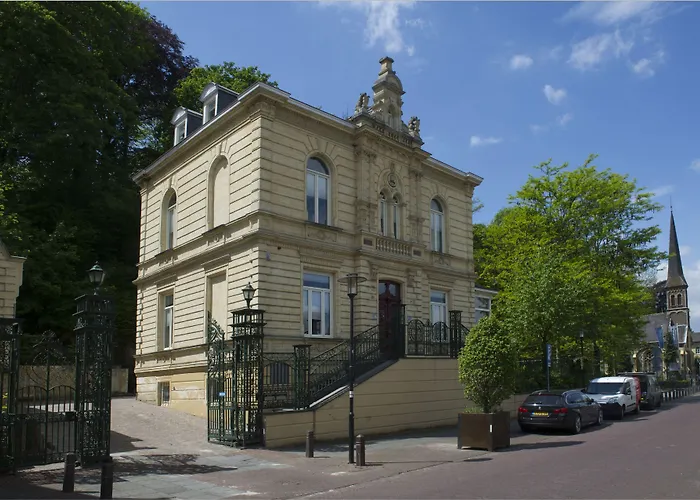 Valkenburg Hotel 3*