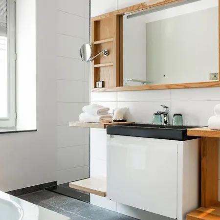 Valkenburg 3* 팔켄뷔르흐안더횔