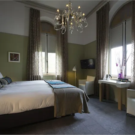 Valkenburg 3*