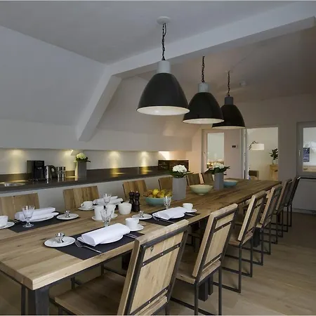 Valkenburg 3*
