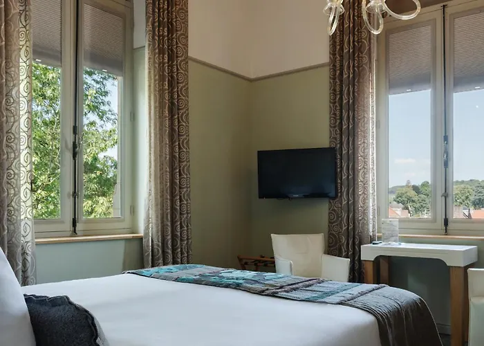 法尔肯堡别墅酒店 3* 法尔肯堡