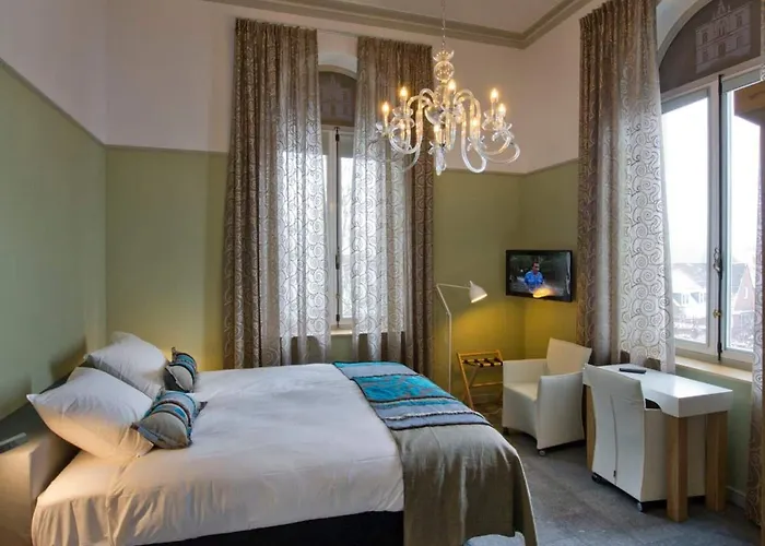 法尔肯堡别墅酒店 3*